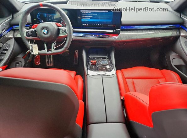 WBS83FK0XSCU38299 2025 BMW M5 Black Вид панелі приладів