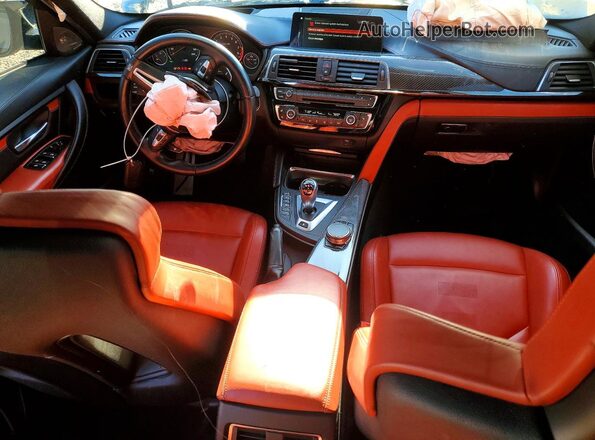 WBS8M9C53J5K99791 2018 BMW M3 Gray Widok deski rozdzielczej