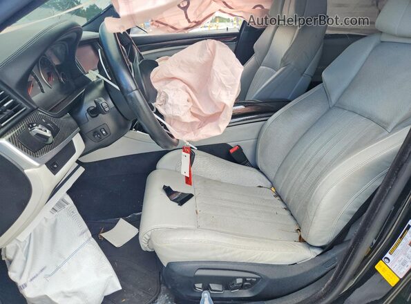WBSFV9C5XGG343609 2016 BMW M5 Black Front interior view