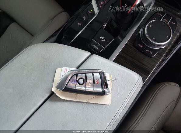WBSJF0C53KB285741 2019 BMW M5 Blue Вид панелі приладів