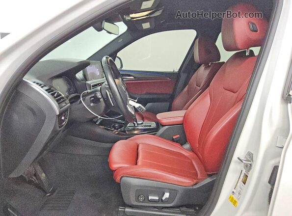 WBX47DP08NN121673 2022 BMW X3 White Widok wnętrza z przodu