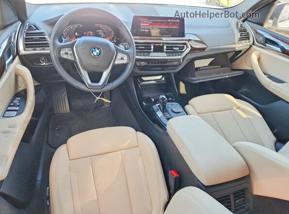 WBX47DP09RN314081 2024 BMW X3 White Вид панелі приладів