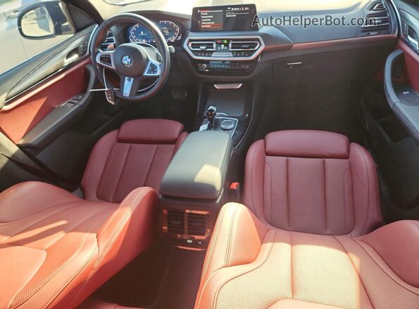 WBX57DP0XRN259564 2024 BMW X3 Gray Vista del salpicadero