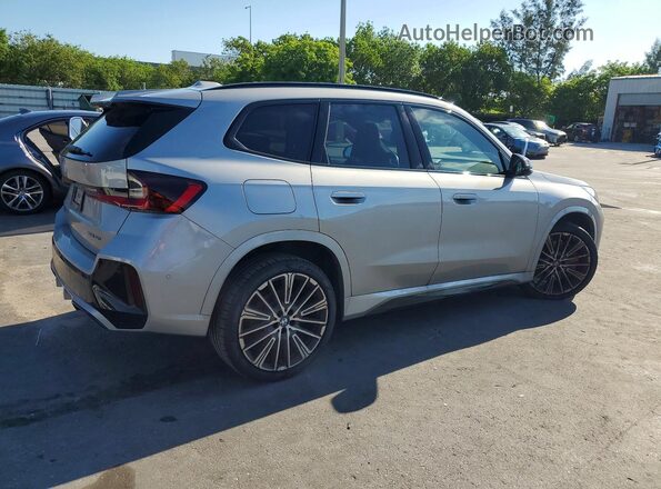 WBX73EF00S5316937 2025 BMW X1 Gray უკანა მარჯვენა