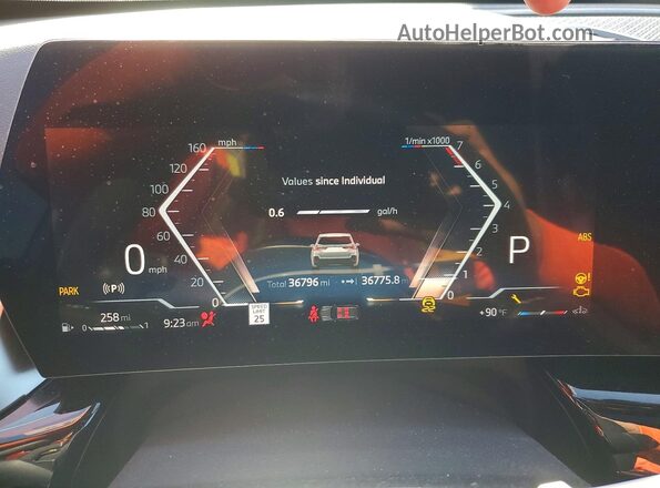 WBX73EF00S5316937 2025 BMW X1 Gray ხელსაწყოთა პანელის ხედი