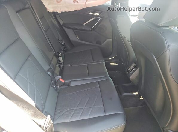 WBX73EF00S5357794 2025 BMW X1 Black Вид задньої частини салону