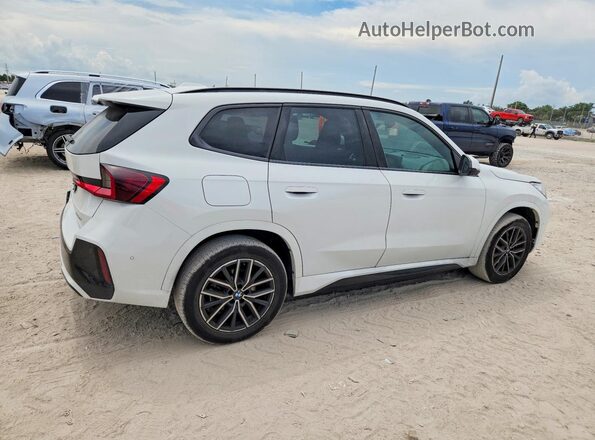 WBX73EF03T5475906 2026 BMW X1 Белый Задняя правая четверть