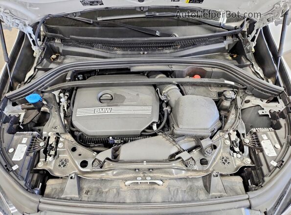 WBX73EF04T5470908 2026 BMW X1 White Rear interior view