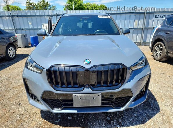 WBX73EF05P5W95585 2023 BMW X1 Blue Widok z przodu