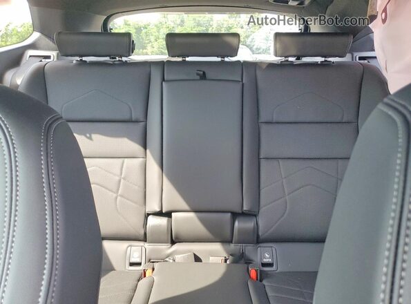 WBX73EF06T5571416 2026 BMW X1 Черный Вид задних сидений