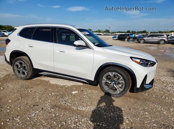 WBX73EF06T5710363 2026 BMW X1 White Front right