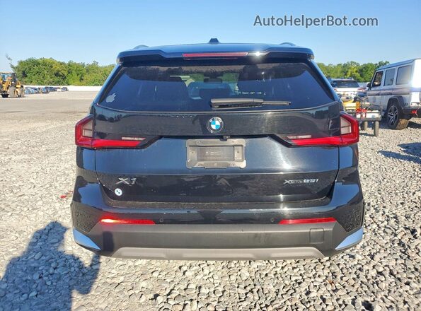 WBX73EF07P5X25377 2023 BMW X1 Black Հետևի տեսք