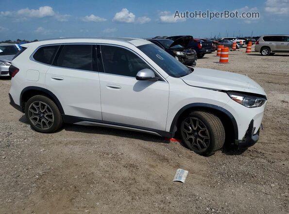 WBX73EF07R5Y63259 2024 BMW X1 Белый Передняя правая четверть