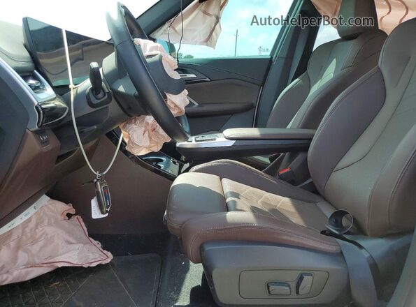 WBX73EF07R5Y63259 2024 BMW X1 Белый Вид салона спереди