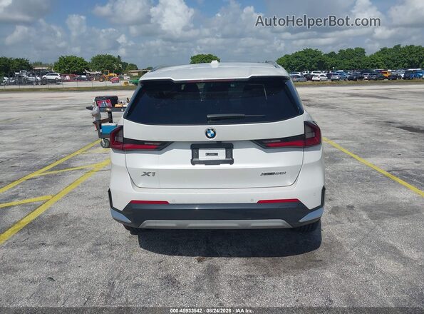WBX73EF07S5220934 2025 BMW X1 White 
