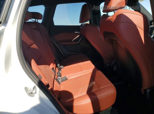 WBX73EF07T5459563 2026 BMW X1 White Rear interior view