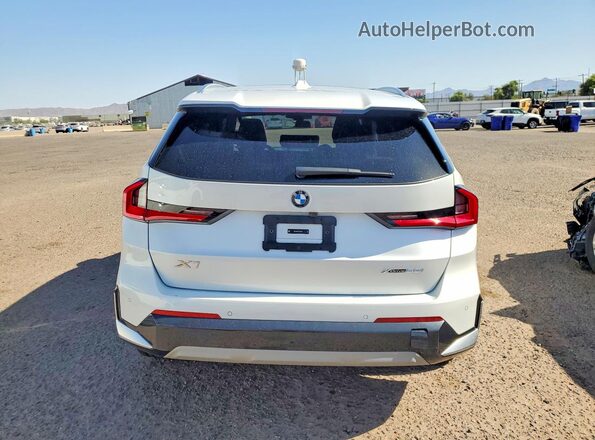WBX73EF07T5459563 2026 BMW X1 White Rear view