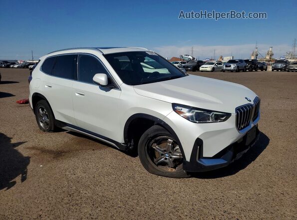 WBX73EF07T5459563 2026 BMW X1 White Front right