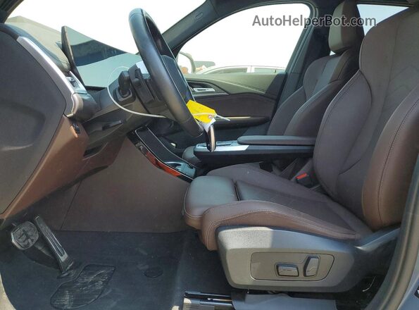 WBX73EF08P5W94012 2023 BMW X1 Blue წინა სალონის ხედი