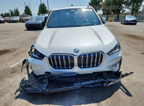 WBX73EF09P5V72291 2023 BMW X1 White წინა ხედი