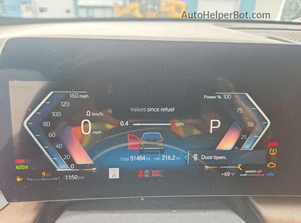 WBX73EF09P5W38239 2023 BMW X1 Green Вид щитка приладів