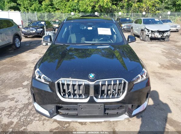 WBX73EF09T5421008 2026 BMW X1 Black Instrument cluster view