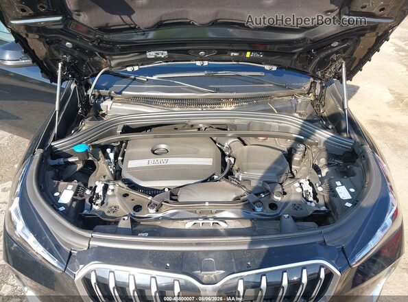 WBX73EF09T5421008 2026 BMW X1 Black Rear view