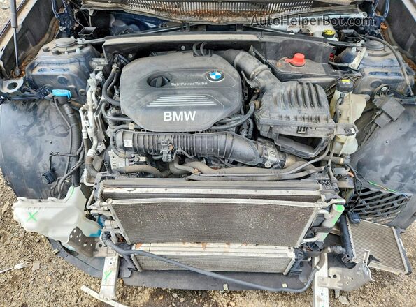 WBXHT3C30J5F91832 2018 BMW X1 Blue Вид задньої частини салону