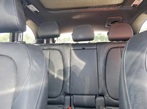 WBXHT3C31H5F86620 2017 BMW X1 Blue Հետևի նստատեղերի տեսք