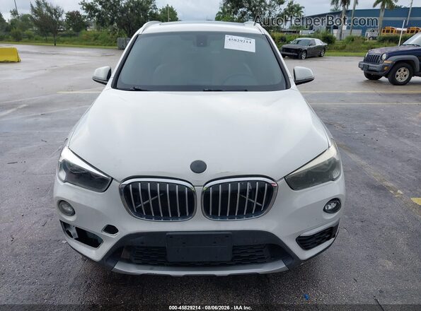 WBXHT3C31J5K25147 2018 BMW X1 White Դիմացի տեսք