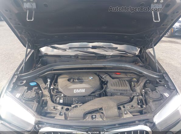 WBXHT3C31J5L29959 2018 BMW X1 Black უკანა ხედი
