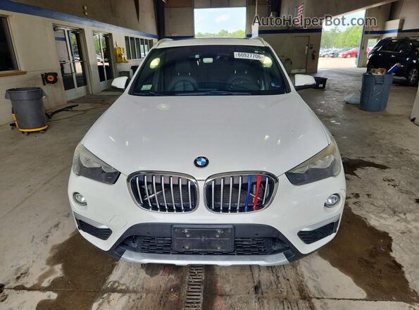 WBXHT3C32H5F80695 2017 BMW X1 White წინა ხედი