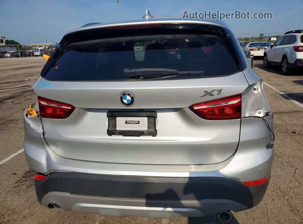WBXHT3C33J5F89282 2018 BMW X1 Silver უკანა ხედი
