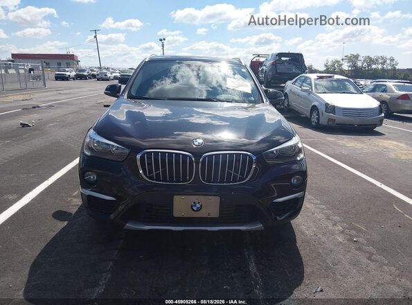 WBXHT3C33J5L26125 2018 BMW X1 Black Вид щитка приладів