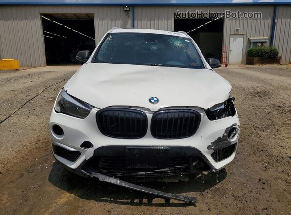 WBXHT3C36J5L30928 2018 BMW X1 Белый Вид спереди