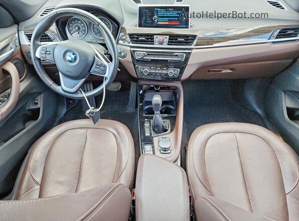WBXHT3C37G5E49504 2016 BMW X1 Black Вид панелі приладів