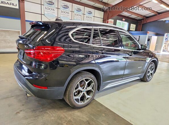 WBXHT3C37H5F85875 2017 BMW X1 Black Задня права чверть