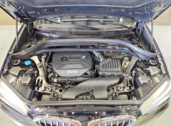 WBXHT3C37H5F85875 2017 BMW X1 Black Вид підкапотного простору