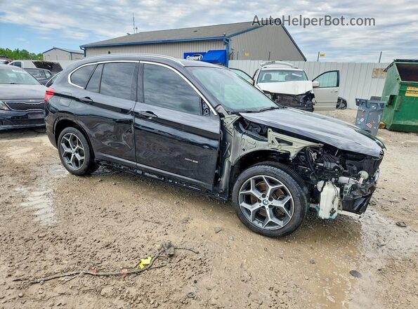 WBXHT3C38J5K26733 2018 BMW X1 Черный Передняя правая четверть