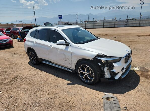 WBXHT3C38J5L25889 2018 BMW X1 White Delantero derecho