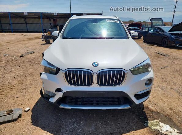 WBXHT3C38J5L25889 2018 BMW X1 White Vista frontal
