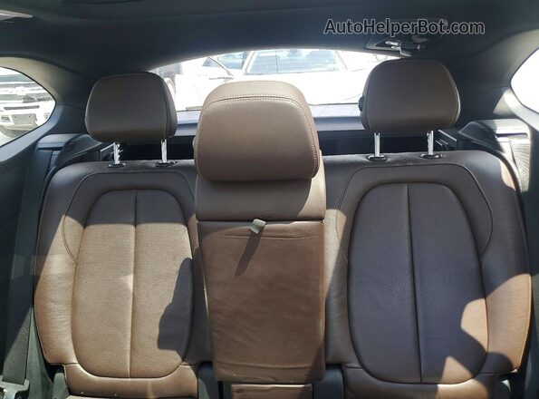 WBXHT3C39H5F76434 2017 BMW X1 Black უკანა სავარძლების ხედი