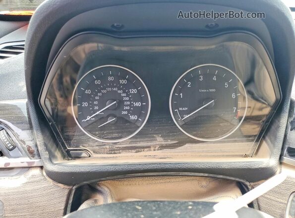 WBXHT3C39H5F86364 2017 BMW X1 Белый Вид щитка приборов