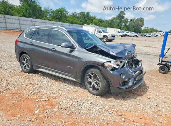 WBXHT3C39J5K22934 2018 BMW X1 Серый Передняя правая четверть