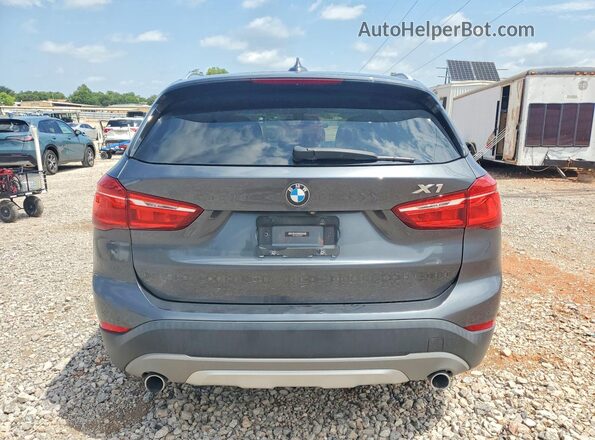 WBXHT3C39J5K22934 2018 BMW X1 Серый Вид сзади