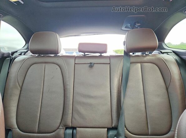 WBXHT3C39J5L34942 2018 BMW X1 White Вид задніх сидінь