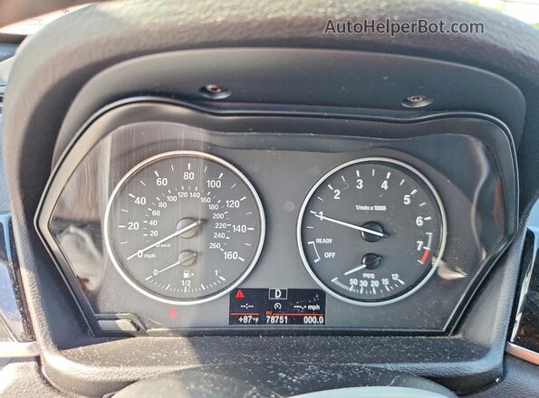 WBXHT3C3XH5F72182 2017 BMW X1 White Widok zestawu wskaźników
