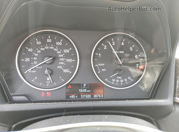 WBXHT3C3XJ5L24548 2018 BMW X1 Black Vista del cuadro de instrumentos