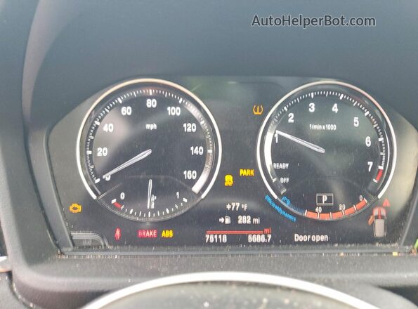 WBXHT3C3XJ5L30544 2018 BMW X1 Черный Вид щитка приборов