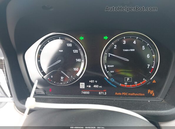 WBXHT3C52K3H35153 2019 BMW X1 White Vista de los asientos traseros